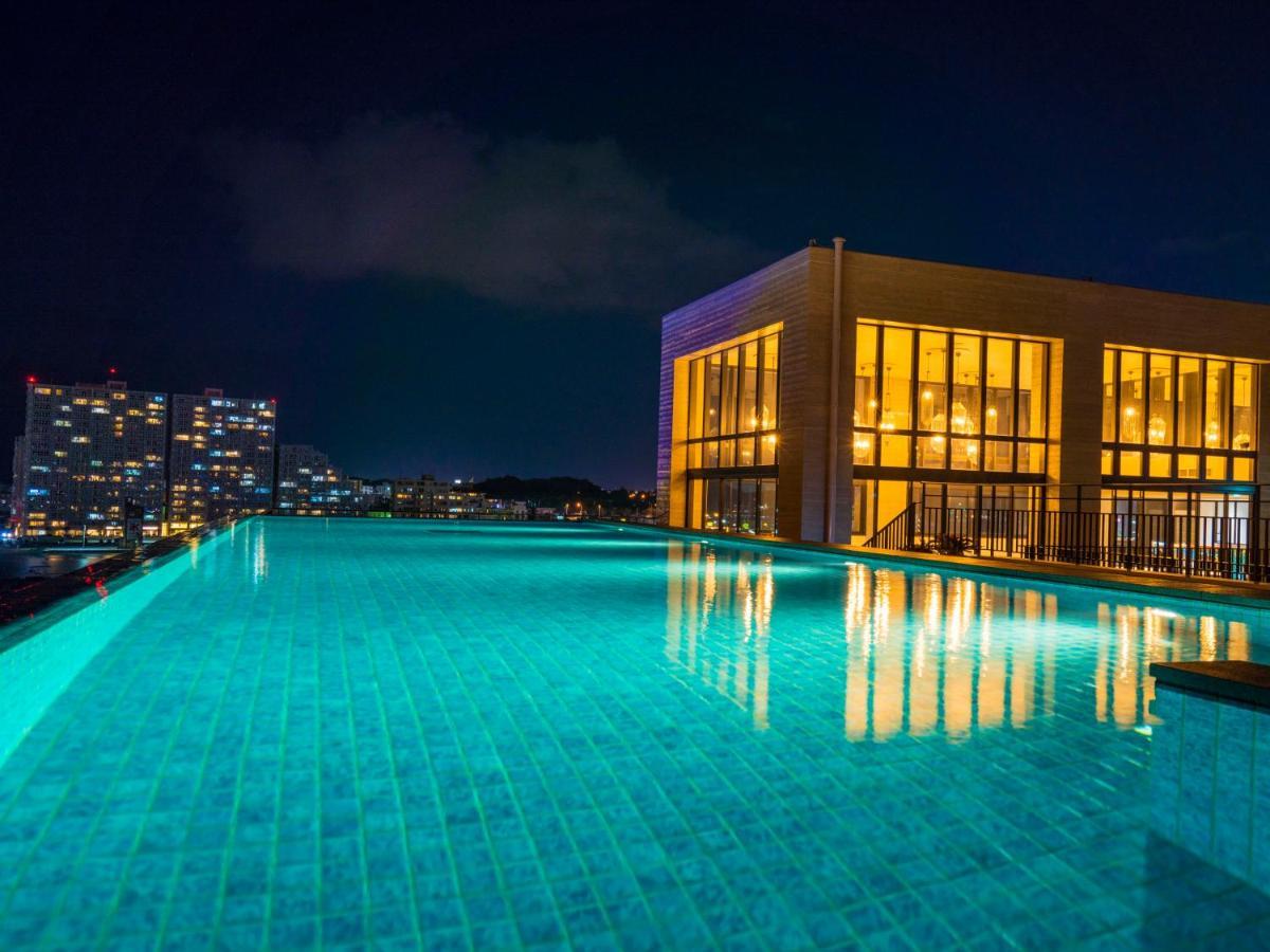 Mb Gallery Chatan By The Terrace Hotels Exterior foto